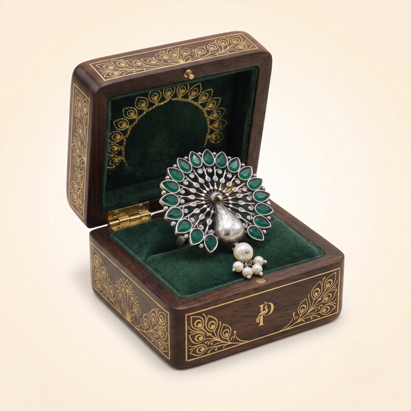 Vintage Peacock Motif Oxidised Silver-Tone Adjustable Finger Ring with Emerald Green Stones & Pearl Accent